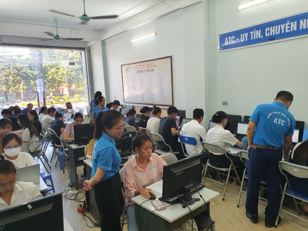 Trung tâm tin học ở thanh hóa Để cho bài thuyết trình của bạn được diễn ra một cách trơn tru, mượt mà bạn có thể lựa chọn cách tự thu