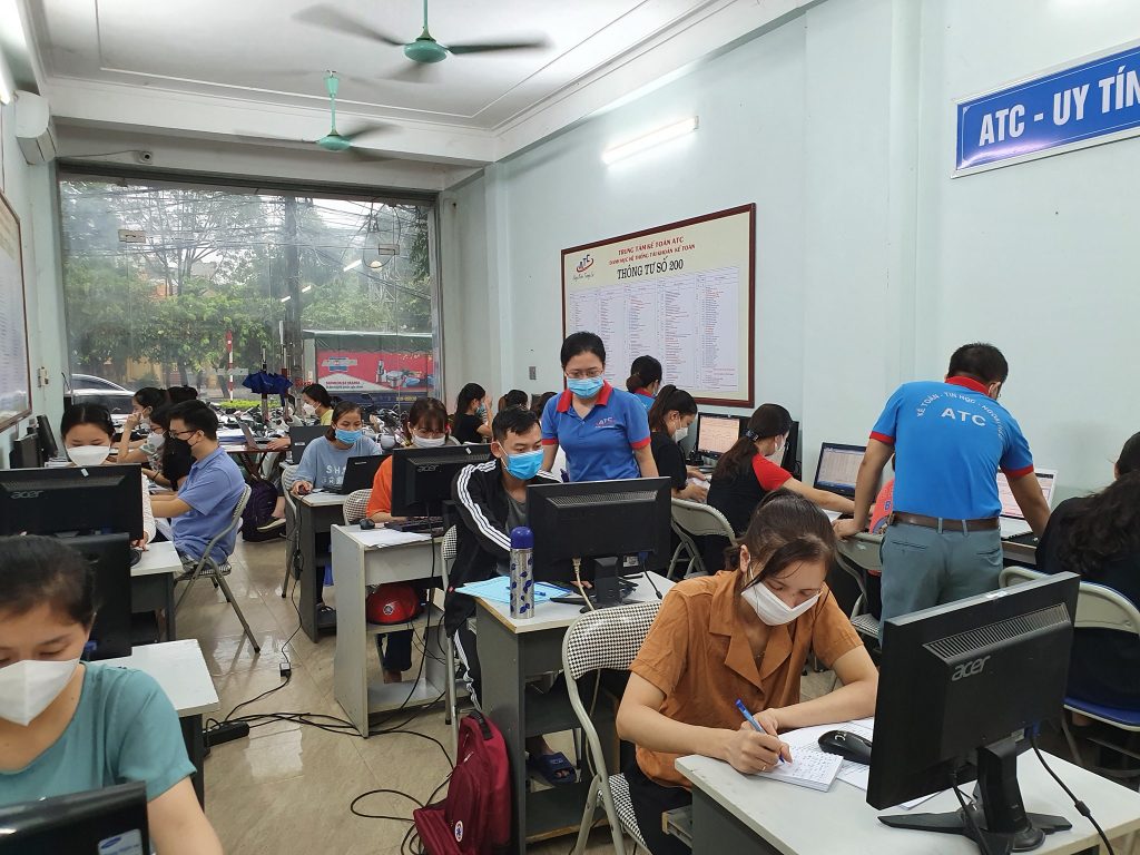 Học kế toán cấp tốc ở Thanh Hóa ATC được đánh giá là trung tâm kế toán tại Thanh Hóa có số lượng học viên đông đảo. và thường xuyên 