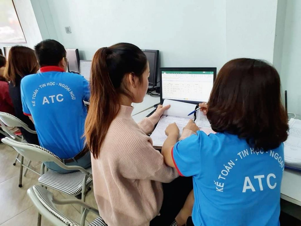 Học tin học văn phòng ở thanh hóa Một thực trạng chung của sinh viên mới ra trường đó là các kỹ năng mềm cũng như các kỹ năng cơ bản về tin