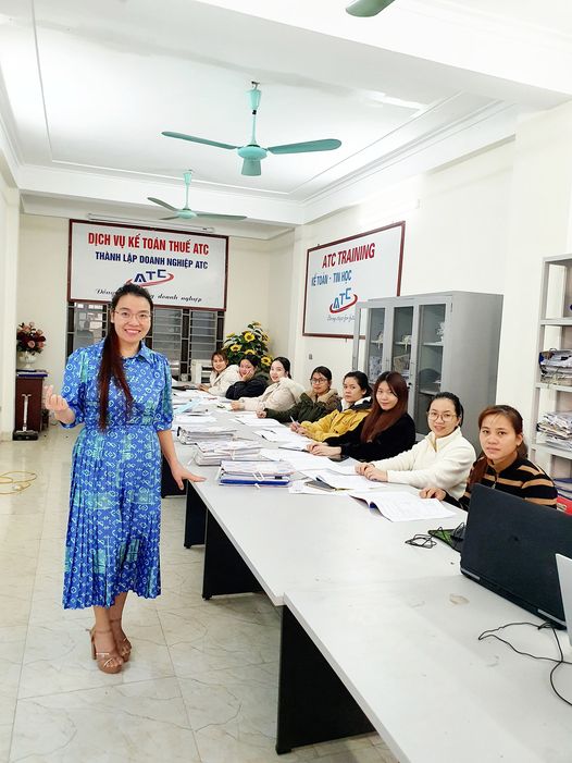 Hoc ke toan tai thanh hoa SẾP ATC SÁNG NAY VỚI CA LÝ THUYẾT NGỌT NGÀO HIỆU QUẢ ...Trước Khi THỰC CHIẾN trên máy, các bạn được