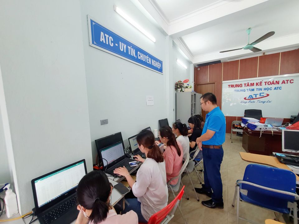 Học tin học văn phòng ở Thanh Hóa Ai không có mục đích thì không thể tìm thấy niềm vui trong bất cứ công việc gì.Nếu bạn đi làm chỉ