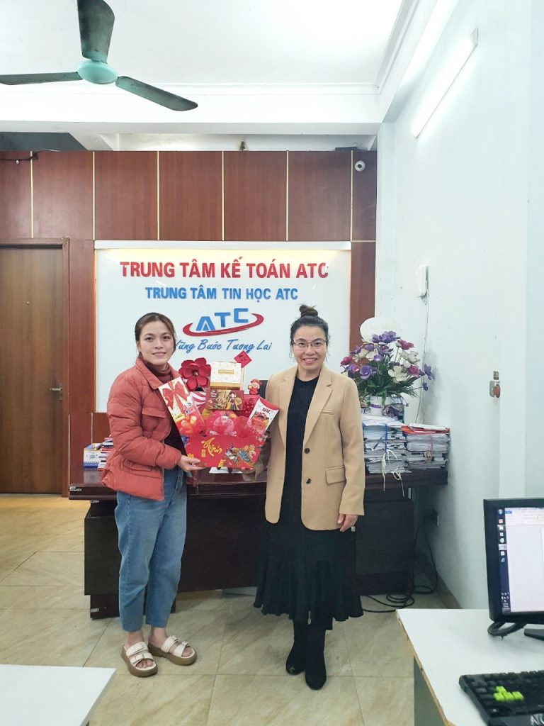 Hoc tin hoc van phong o Thanh Hoa « Một rừng hoa mai nởMột bầy chim én đưa tinChúa xuân giáng trần thật xinh. »