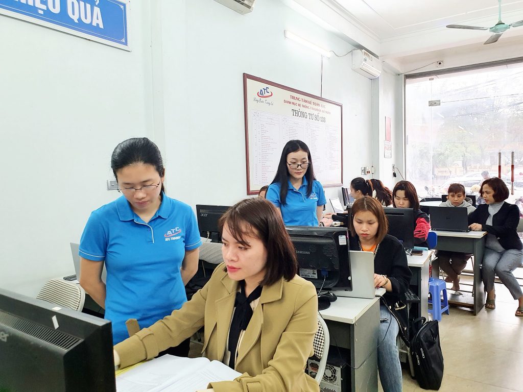 Hoc ke toan o Thanh Hoa Những hồ sơ, sổ sách cần chuẩn bị khi quyết toán thuế- Chuẩn bị đủ bộ BCTC các năm có bản cứng và bản mềm.