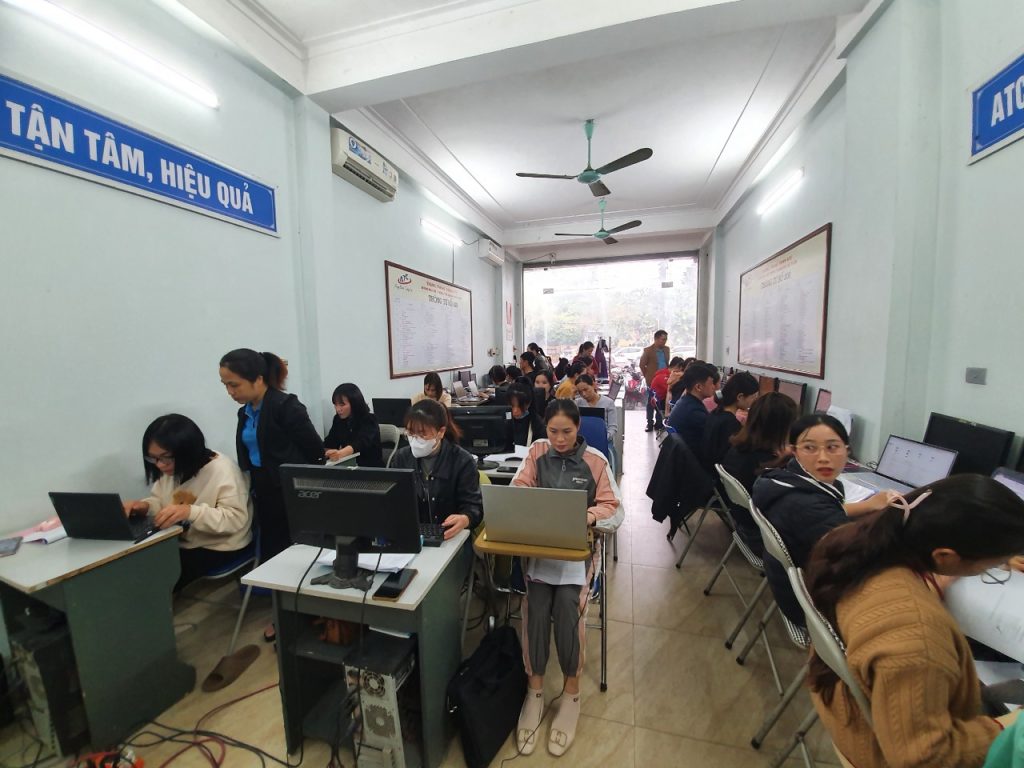 Học tin học thực hành tại thanh hóa Năng Lực và Tự Nhận Thức - Chìa Khóa Đến Công Việc Mơ ƯớcTrong thị trường lao động cạnh tranh khốc liệt 