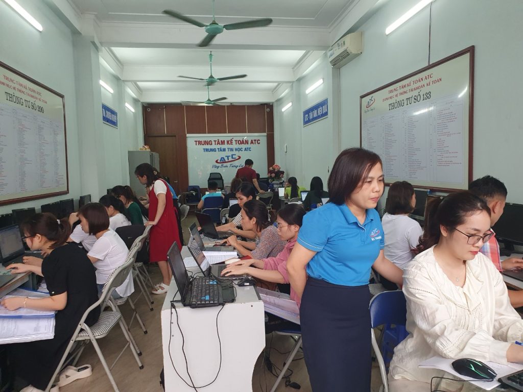 Học tin học văn phòng tại Thanh Hóa Bạn đã làm xong file powerpoint và muốn xuất nó ra dưới dạng video? Mời bạn thử làm theo cách sau 