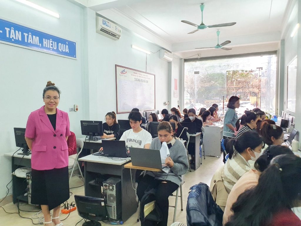 Học tin học văn phòng tại Thanh Hóa Để tăng tính thuyết phục và chuyên nghiệp, người dùng thường chèn trích dẫn tài liệu vào bài viết của 