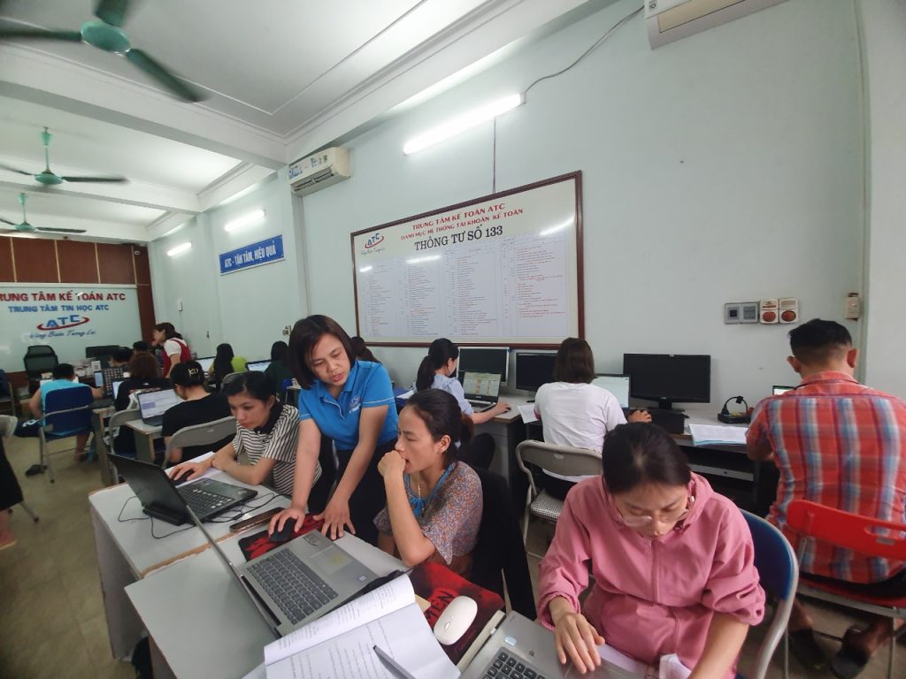 Hoc tin hoc o thanh hoa Bạn muốn tô màu chữ cho file PDF, hãy tham khảo một số cách sau đây nhé!I. Cách highlight trong PDF online