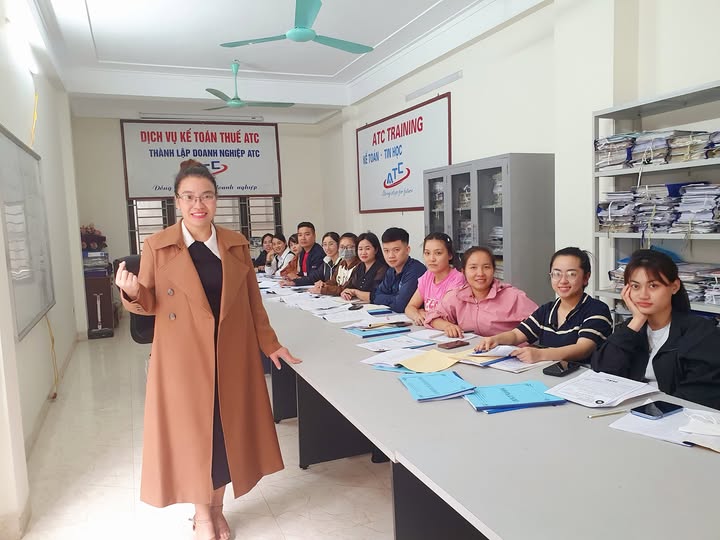 Hoc ke toan thuc te tai thanh hoa Thuế môn bài là một trong những loại thuế quen thuộc mà hầu hết doanh nghiệp, hộ kinh doanh đều phải 