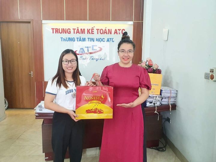 Học tin học văn phòng tại Thanh Hóa Tết Nguyên Đán 2026 lại về, mang theo cảm giác vừa háo hức vừa… hơi lo vì ví tiền mỏng dần theo từng 
