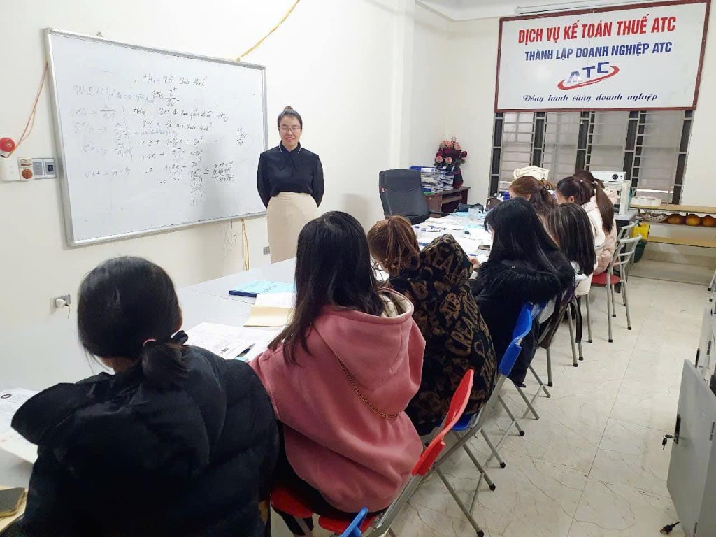 Hoc ke toan cap toc tai thanh hoa Tài khoản 211 – Tài sản cố định hữu hình đóng vai trò quan trọng trong việc phản ánh giá trị và tình hình 