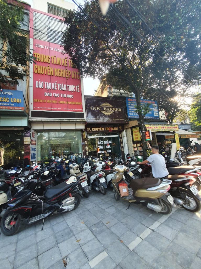 Học kế toán tại thanh hóa Bài viết này sẽ giúp bạn hiểu rõ cách hạch toán chi phí vé máy bay theo từng trường hợp cụ thể, đồng thời cung 