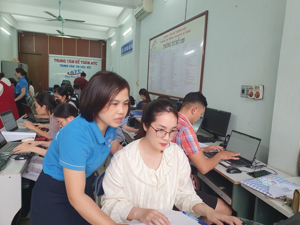 Trung tâm tin học ở thanh hóa Trong cuộc sống, nhiều người thường nghĩ rằng thành công là có thật nhiều tiền bạc, danh vọng hay được