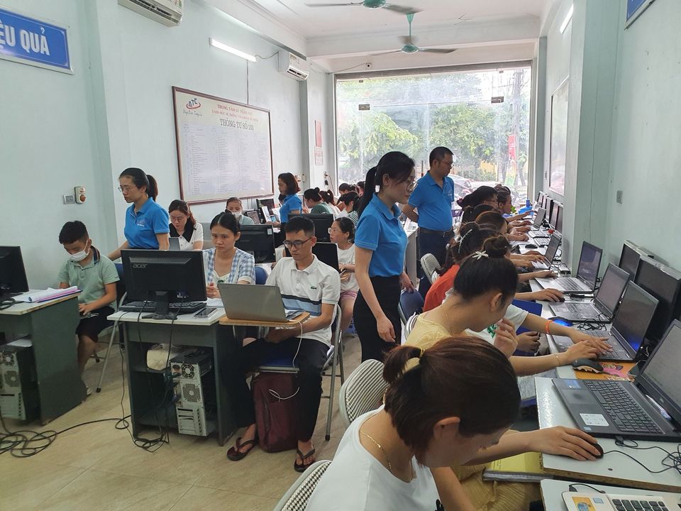 Trung tâm tin học ở thanh hóa MÙA THU LỊCH SỬ VÀ LÒNG BIẾT ƠN VÔ HẠN TRONG TRÁI TIM MỖI NGƯỜI DÂN VIỆTMỗi độ thu về, khi cái nắng 