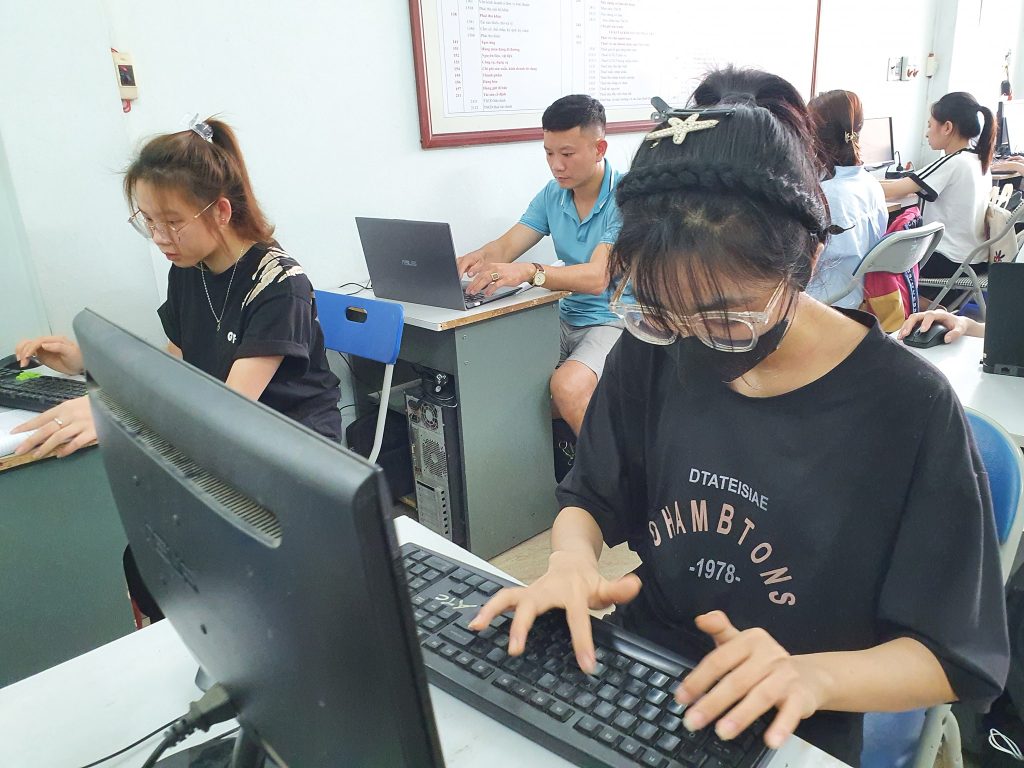 Trung tâm tin học ở thanh hóa MÙA THU LỊCH SỬ VÀ LÒNG BIẾT ƠN VÔ HẠN TRONG TRÁI TIM MỖI NGƯỜI DÂN VIỆTMỗi độ thu về, khi cái nắng 