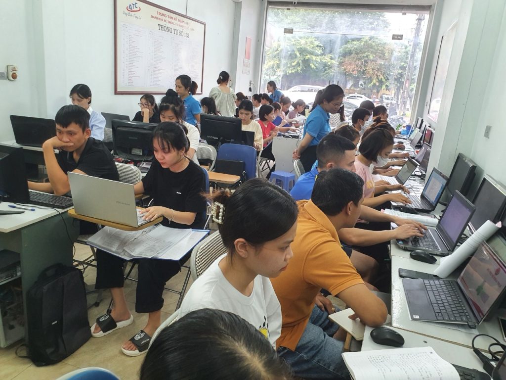 Trung tâm tin học ở thanh hóa In ấn tài liệu Excel là một trong những kỹ năng văn phòng cơ bản nhưng cũng dễ phát sinh sự cố nhất. Không ít